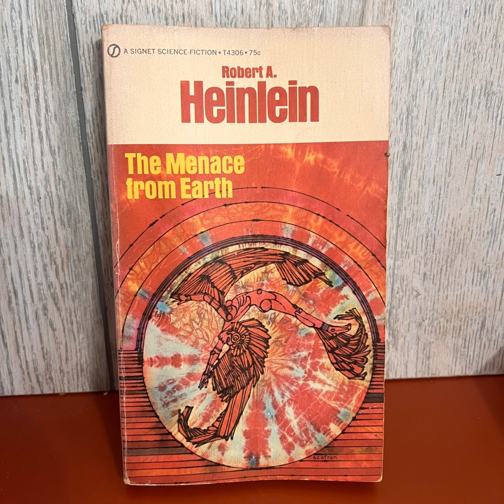 Robert A Heinlein The Menace‎ from Earth Signet Science Fiction Paperback T4306